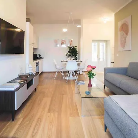 Atmosfere Terrace View Apartment *